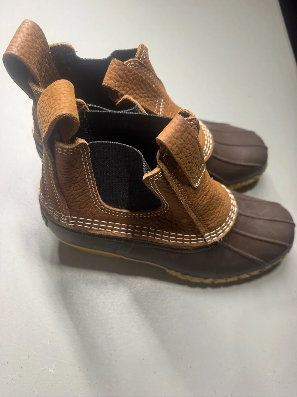L.L. BEAN Chelsea boot 6.5